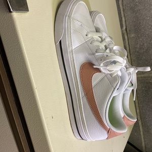 WMNS COURT LEGACY NEXT NATURE 'WHITE ROSE WHISPER'